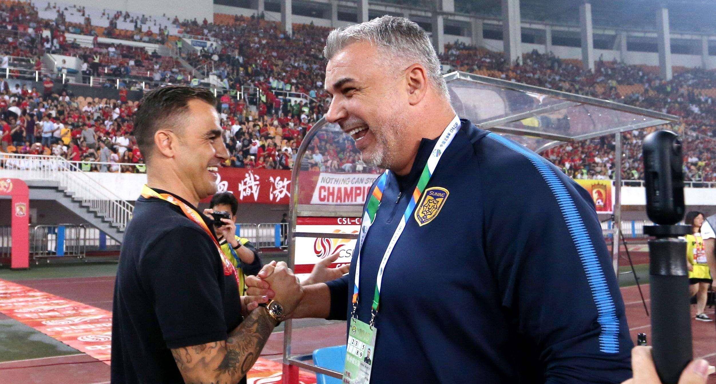 
中超决赛：一场师徒间的斗智斗勇 首回合苏宁0：0战平恒大“十大足球赌注软件排行榜”(图2)