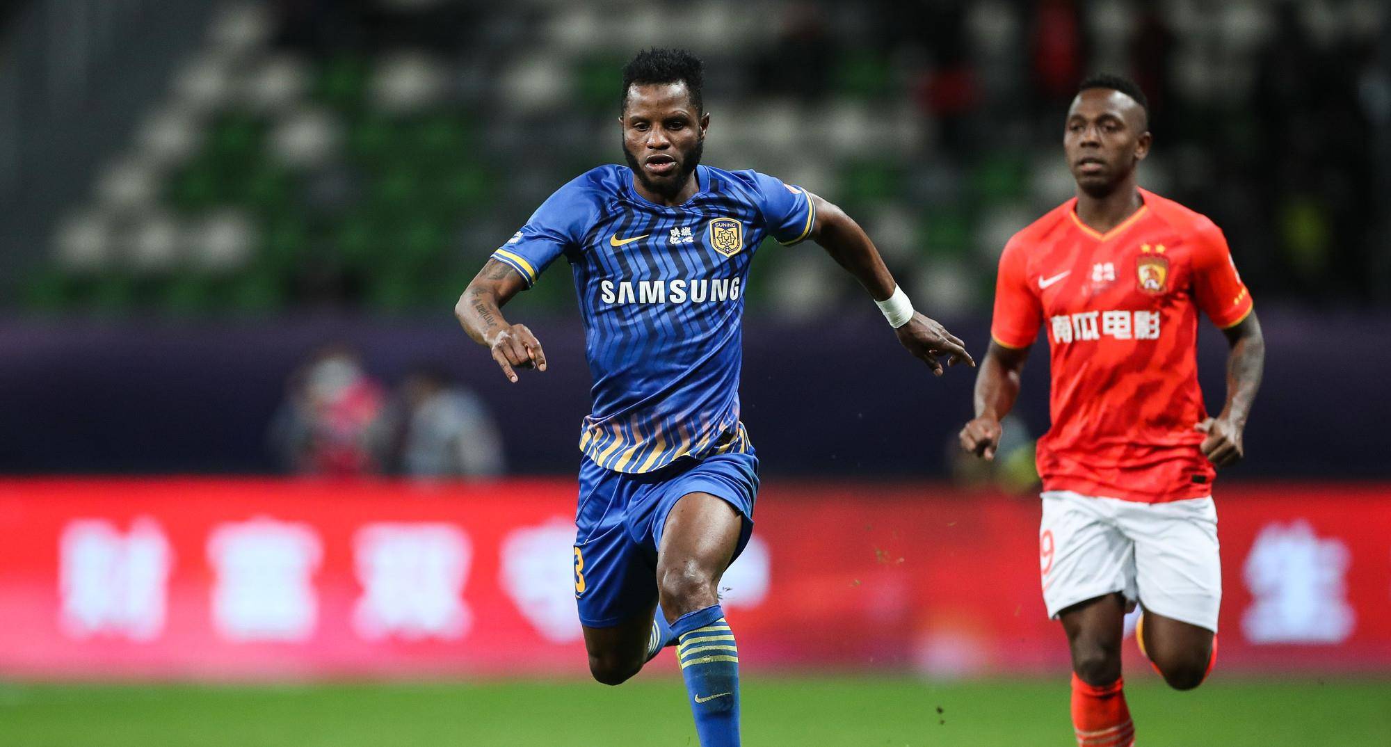 
中超决赛：一场师徒间的斗智斗勇 首回合苏宁0：0战平恒大“十大足球赌注软件排行榜”(图10)