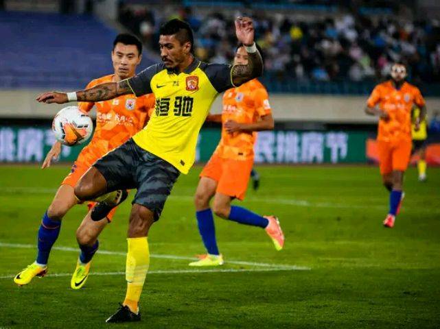 “十大足球赌注软件”
战术盲目杂乱 不是广州恒大踢得好 而是山东鲁能踢得乱(图1) “十大足球赌注软件”
战术盲目杂乱 不是广州恒大踢得好 而是山东鲁能踢得乱(图1)