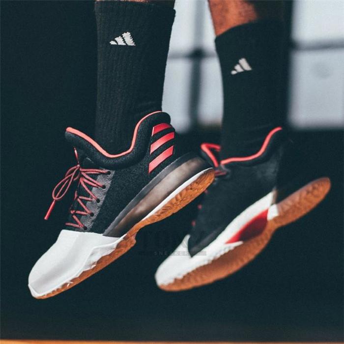 十大足球赌注软件|5月20日视频直播中超第11轮:上海上港VS江苏苏宁(图2) 十大足球赌注软件排行榜